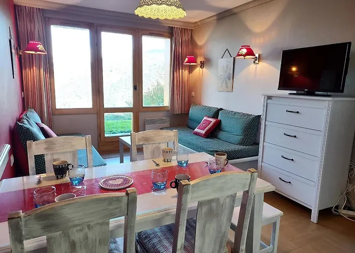 Appartement Cosy 5 Pers, Skis Aux Pieds, - Fr-1-353-65 *